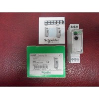 SCHNEIDER RTC 16067 TIME DELAY DEVICE
