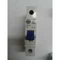 Wylex NSB16 16a Single Pole Mcb (Blue Switch)